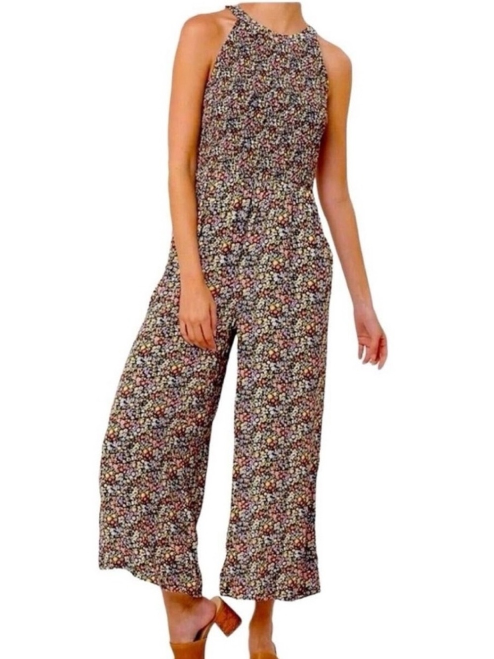 Comfy Cute, LOFT, floral romper!!